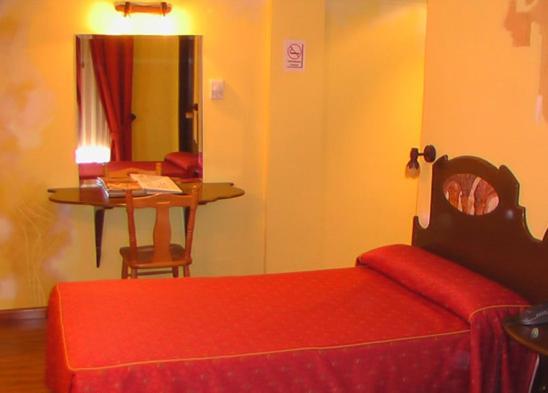 Hospederia Fernando I Hotel Leon Exterior photo